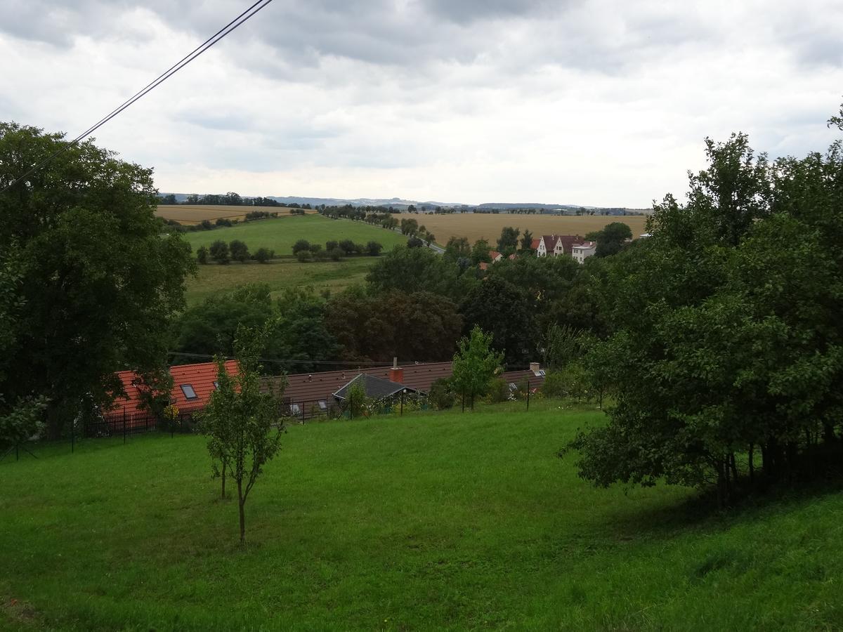 Hostinec u Janatů s ubytováním Cestin Exteriér fotografie